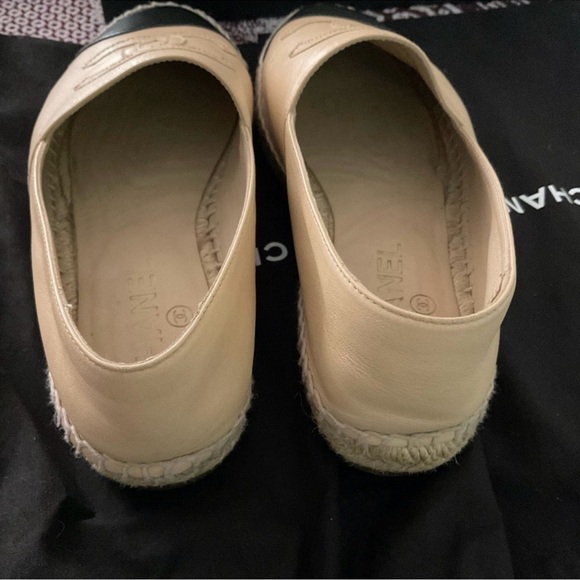 Authentic CHANEL Espadrilles - Picture 6 of 6